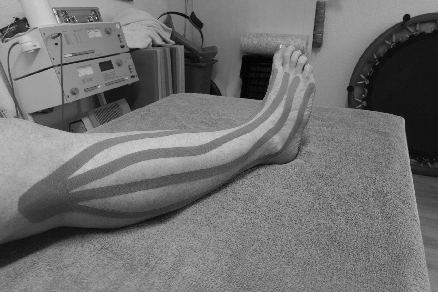 Nastro su gamba e piedi