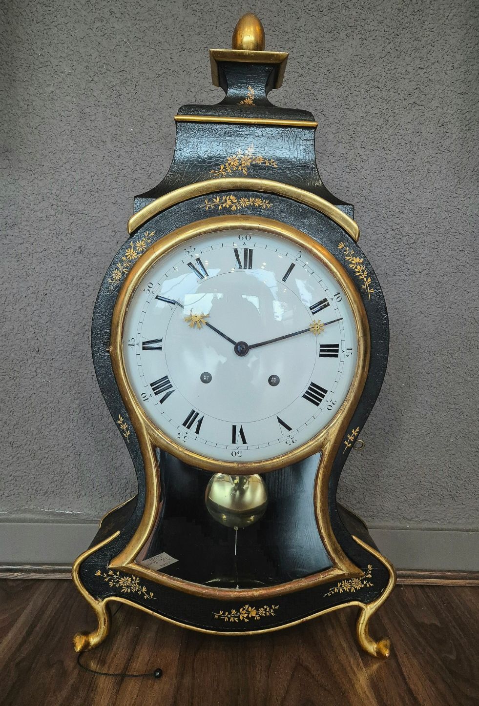 Pendule Neuchâteloise