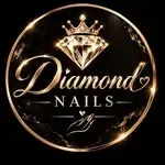 Logotipo de Diamond Nails con un diamante dorado, una corona y texto en cursiva sobre fondo negro