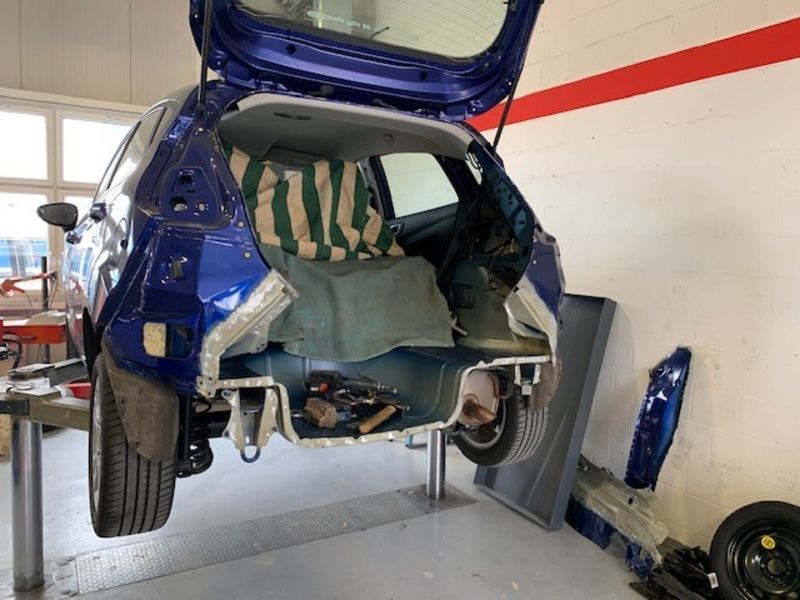 Autoreparatur von der AUTO-Skender AG