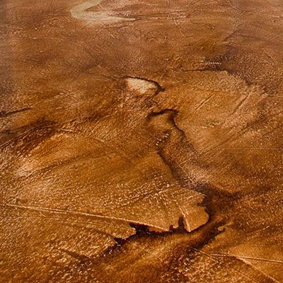 Focus sur sol béton aspect oxydé