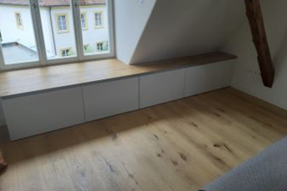 Boden aus Holz, gefertigt von der H. Obermeder GmbH & Co. KG