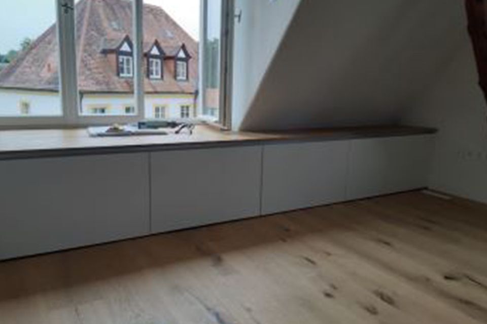 Boden aus Holz, gefertigt von der H. Obermeder GmbH & Co. KG