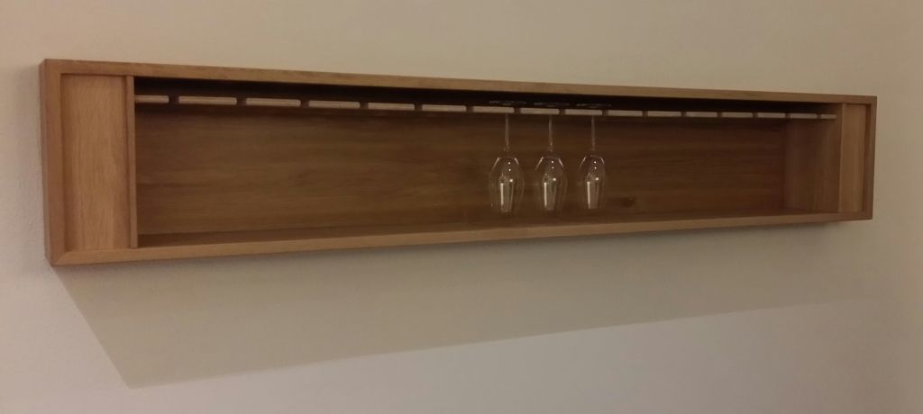 Regal mit Halterung für Weingläser, Projekt von Die Schreinerei T.H., Inh. Schreinermeister Thomas Herbert