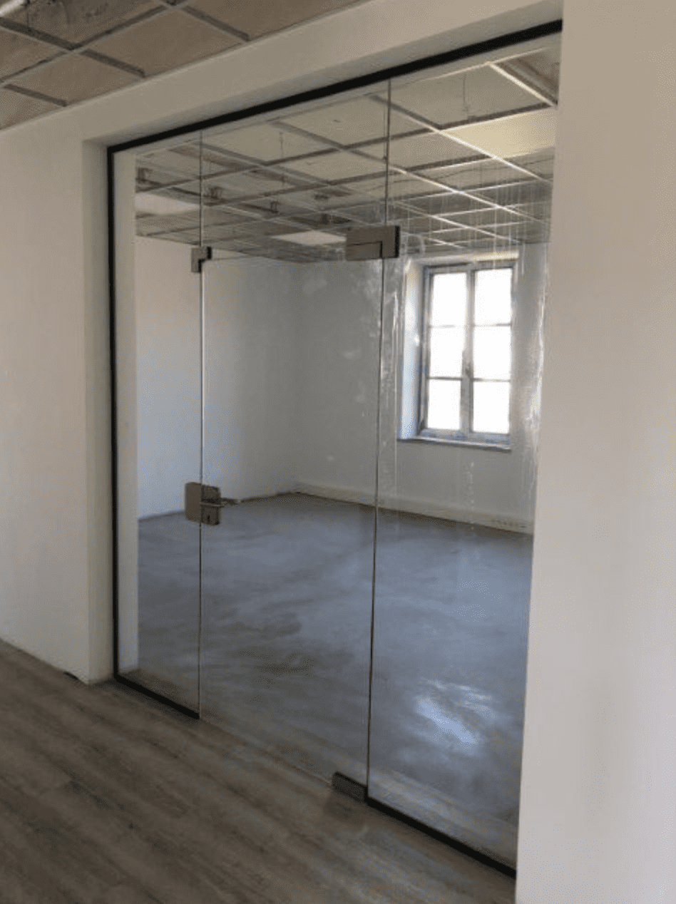 Glass Tür, Projekt von Die Schreinerei T.H., Inh. Schreinermeister Thomas Herbert