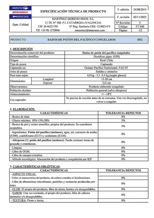 Una hoja de papel blanca con mucho texto en ella.