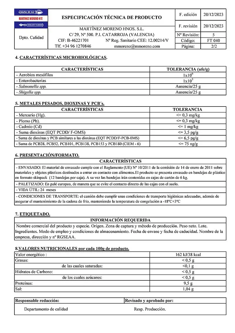 Una hoja de papel blanca con mucho texto en ella.