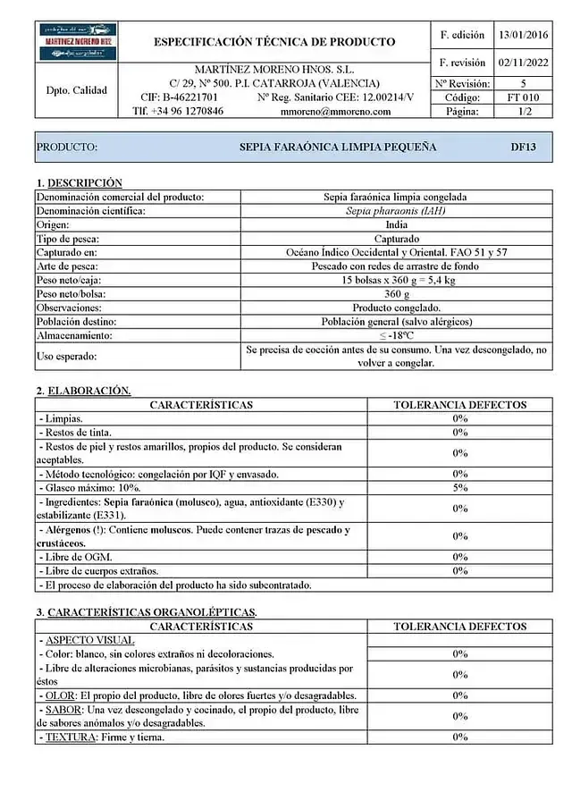 Una hoja de papel blanca con mucho texto en ella.