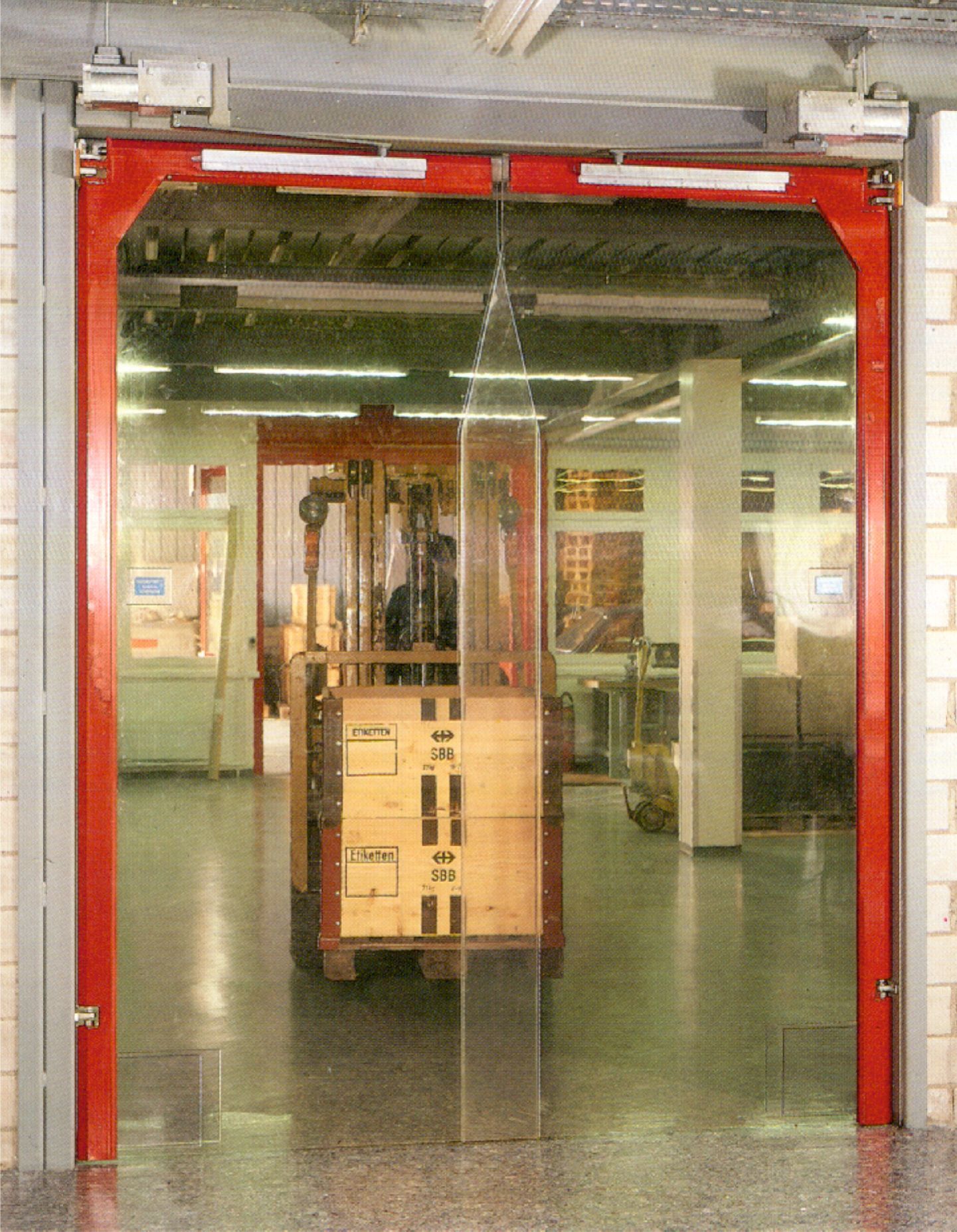 Elektrische Pendeltüre