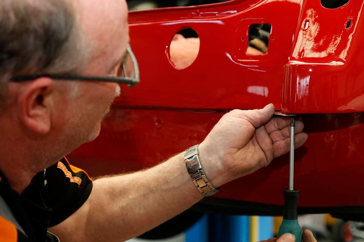 Wagen - Gundeli-Carrosserie AG