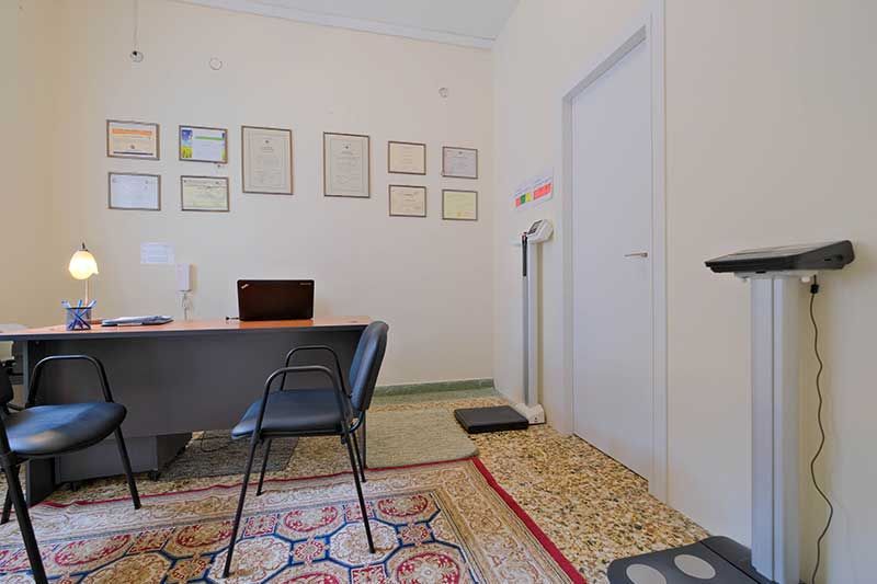 Επιστημονικό Διαιτολογικό Κέντρο ΜΕΤΑΒΟΛΙΖΕΙΝ στη Νίκαια