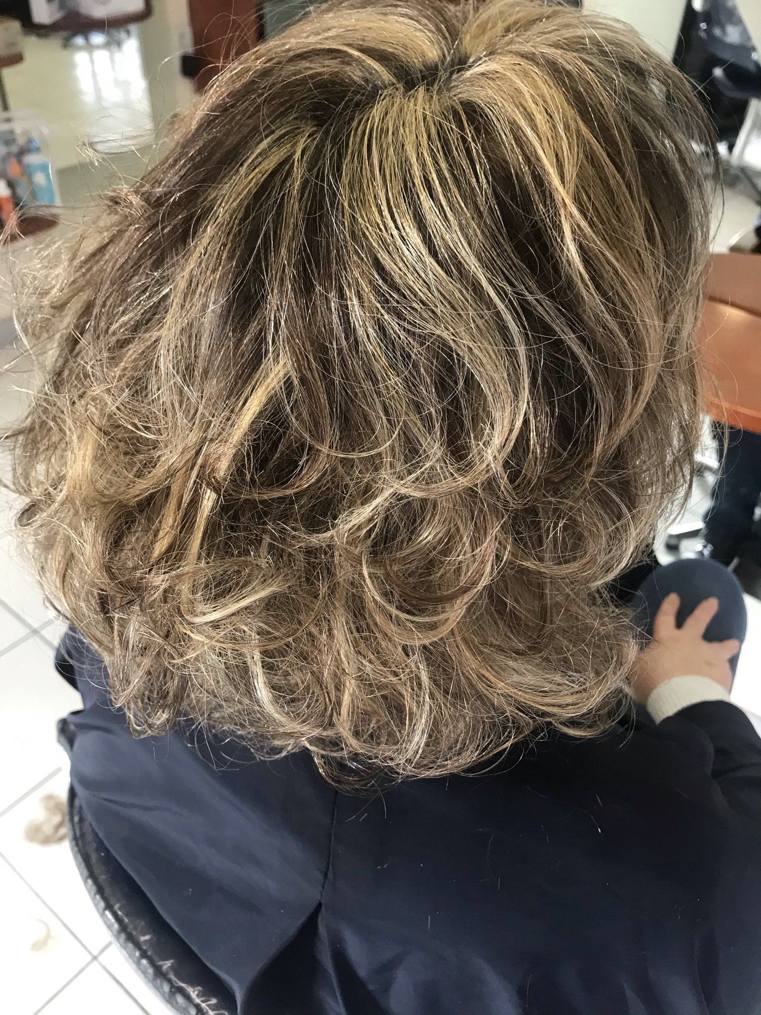 Coupe pour femmes après coiffage