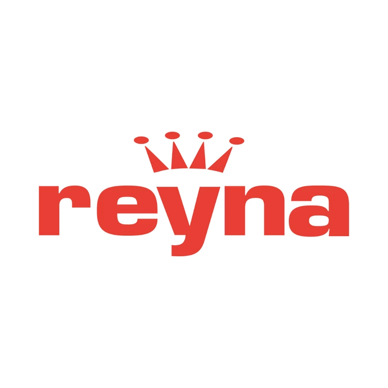 Logotipo rojo de Reyna con una corona sobre el nombre de la marca sobre un fondo blanco.