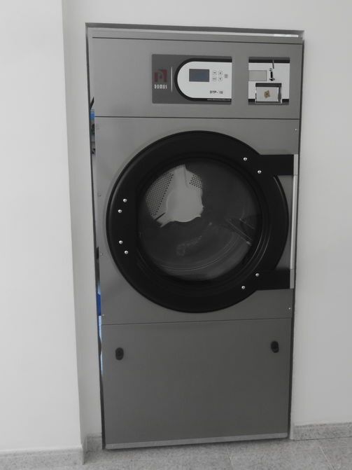 Megalav Máquinas de lavandaria self service e industrial e Soure