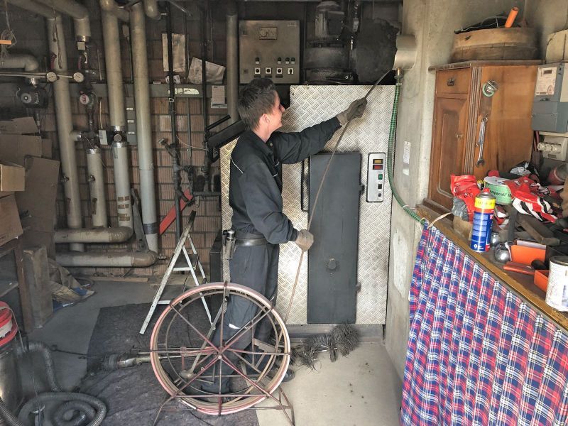 Heinz Pfister Kaminfeger Schwarzenbach