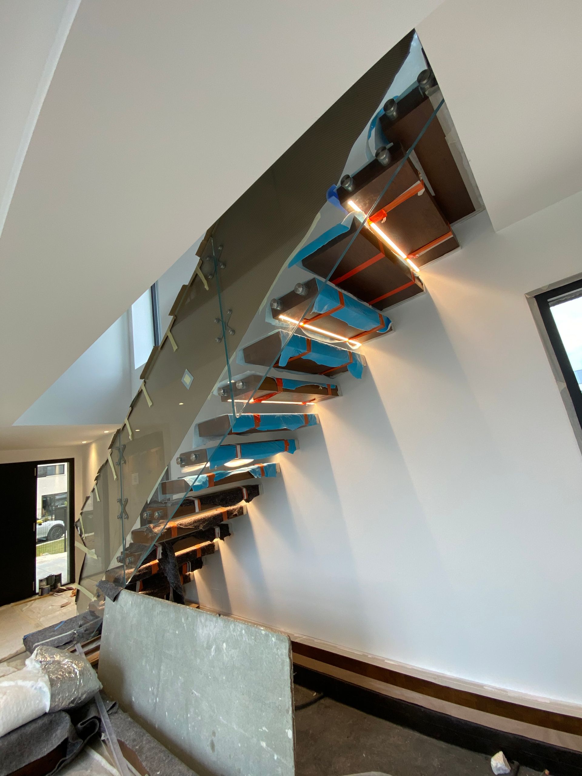 Éclairage avec des LED dans un escalier