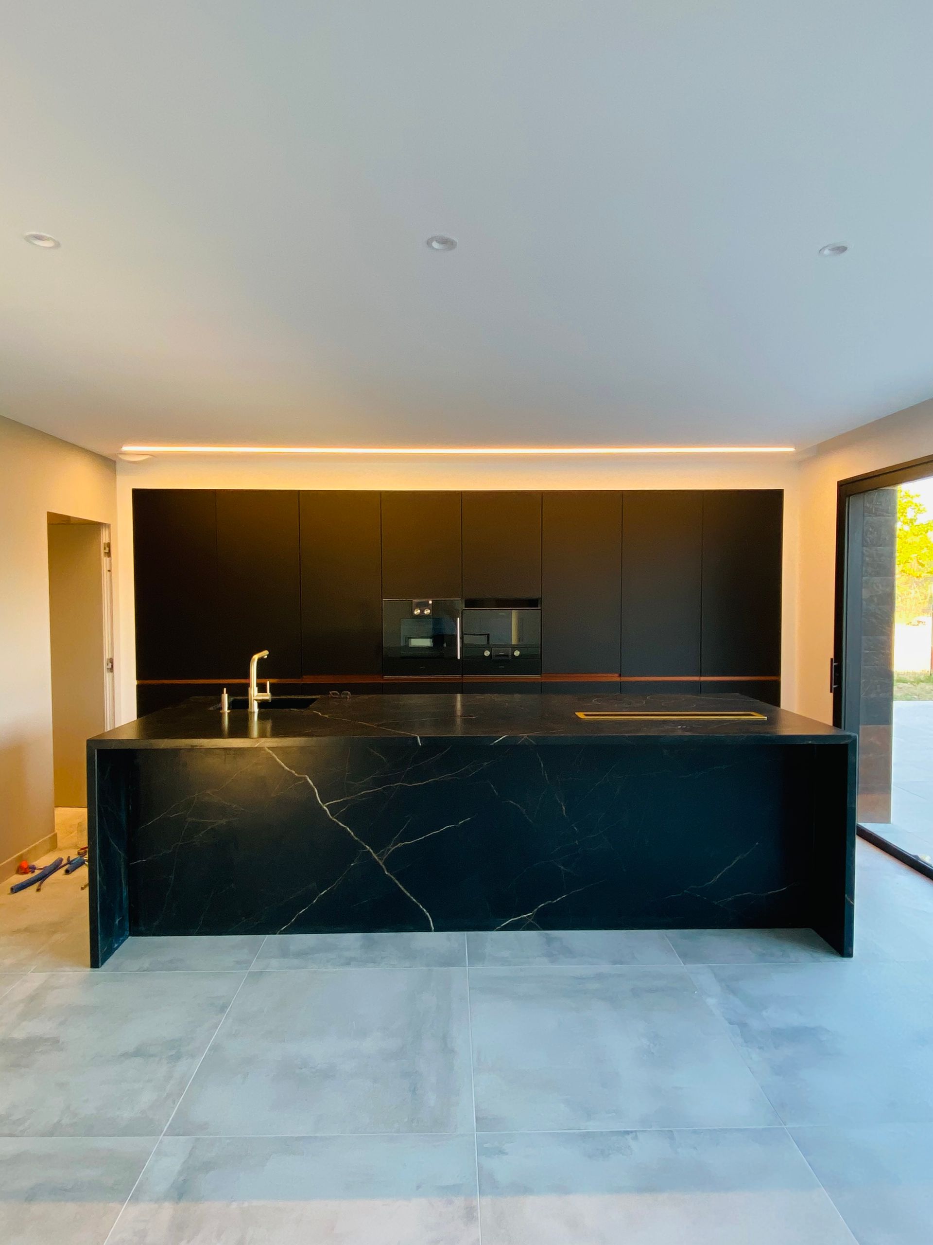 Cuisine design avec des LED intégrées