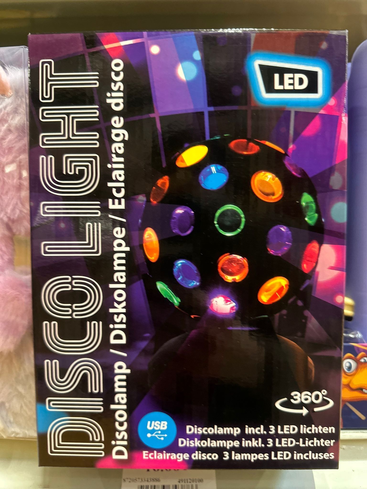 Boîte pour une boule lumineuse de couleurs pour un éclairage disco.