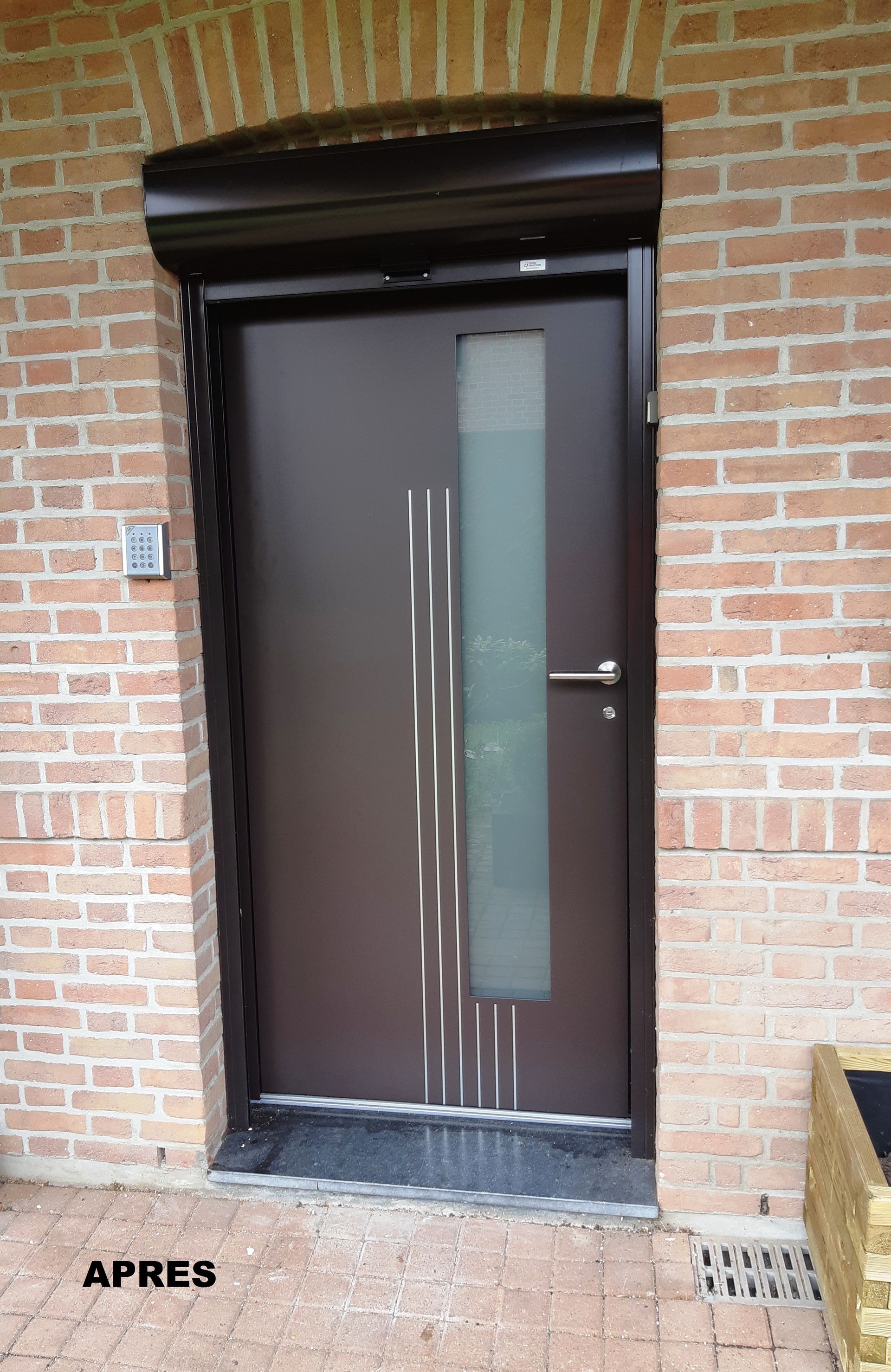 Porte d'entrée en alu après remplacement