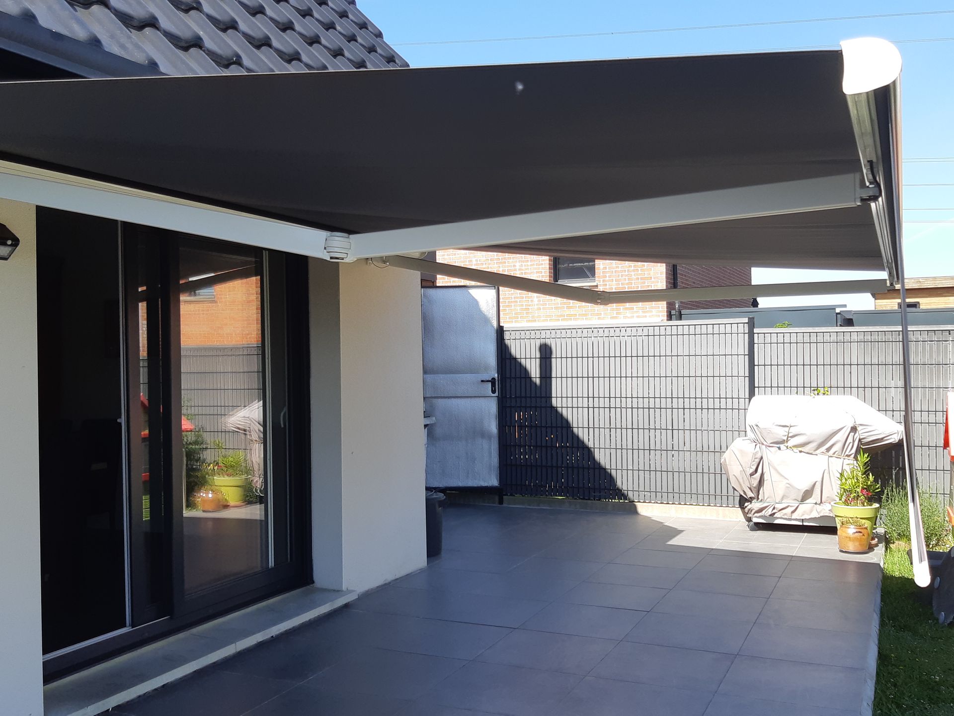 Store banne extérieur