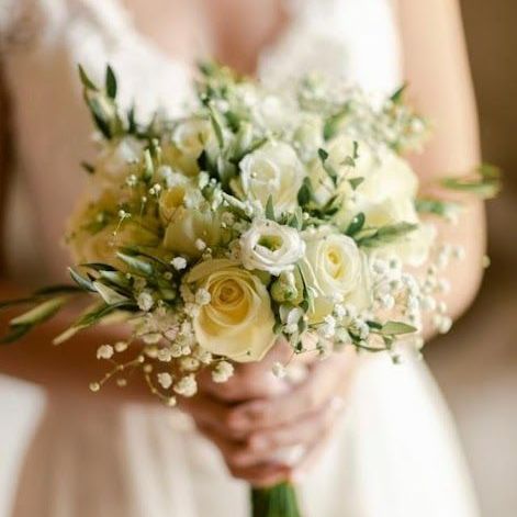 Bouquet de mariée blanc avec déco