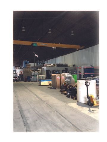 Vue intérieure d'un hangar