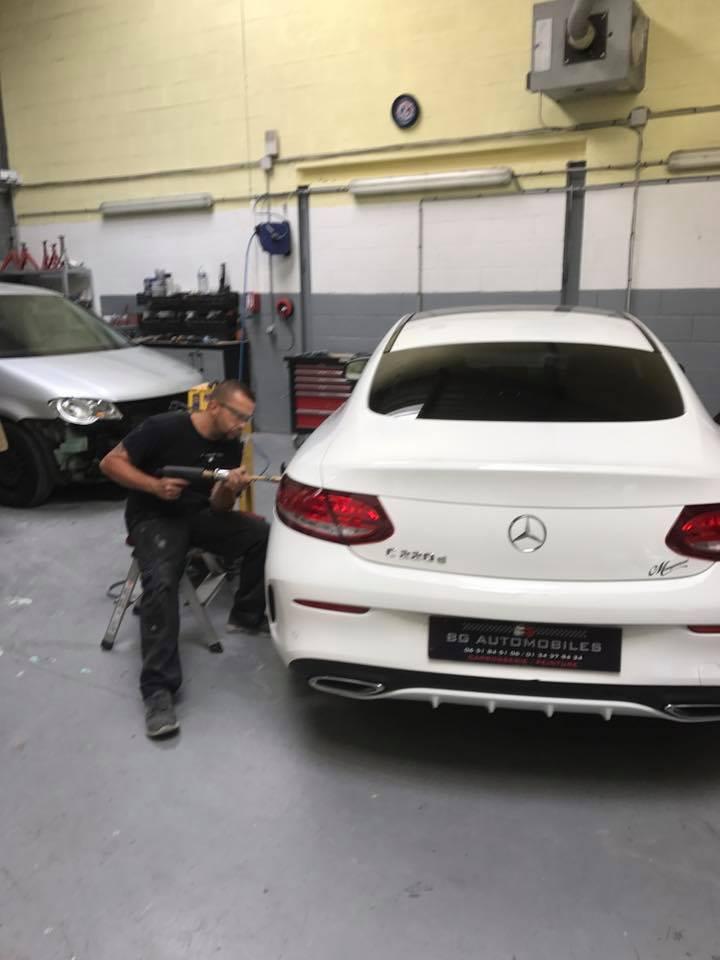 Travaux de peinture automobile