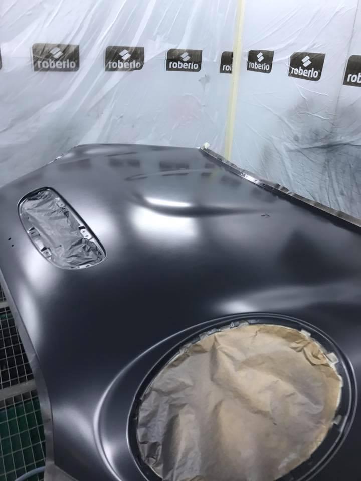 Application de peinture automobile