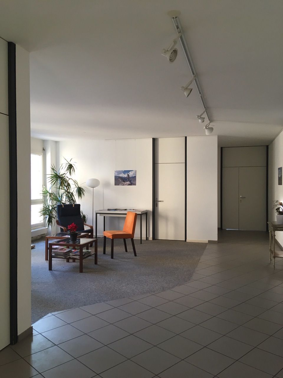 Cabinet d'ostéopathie Alexandre Beaud - entrée salle d'attente