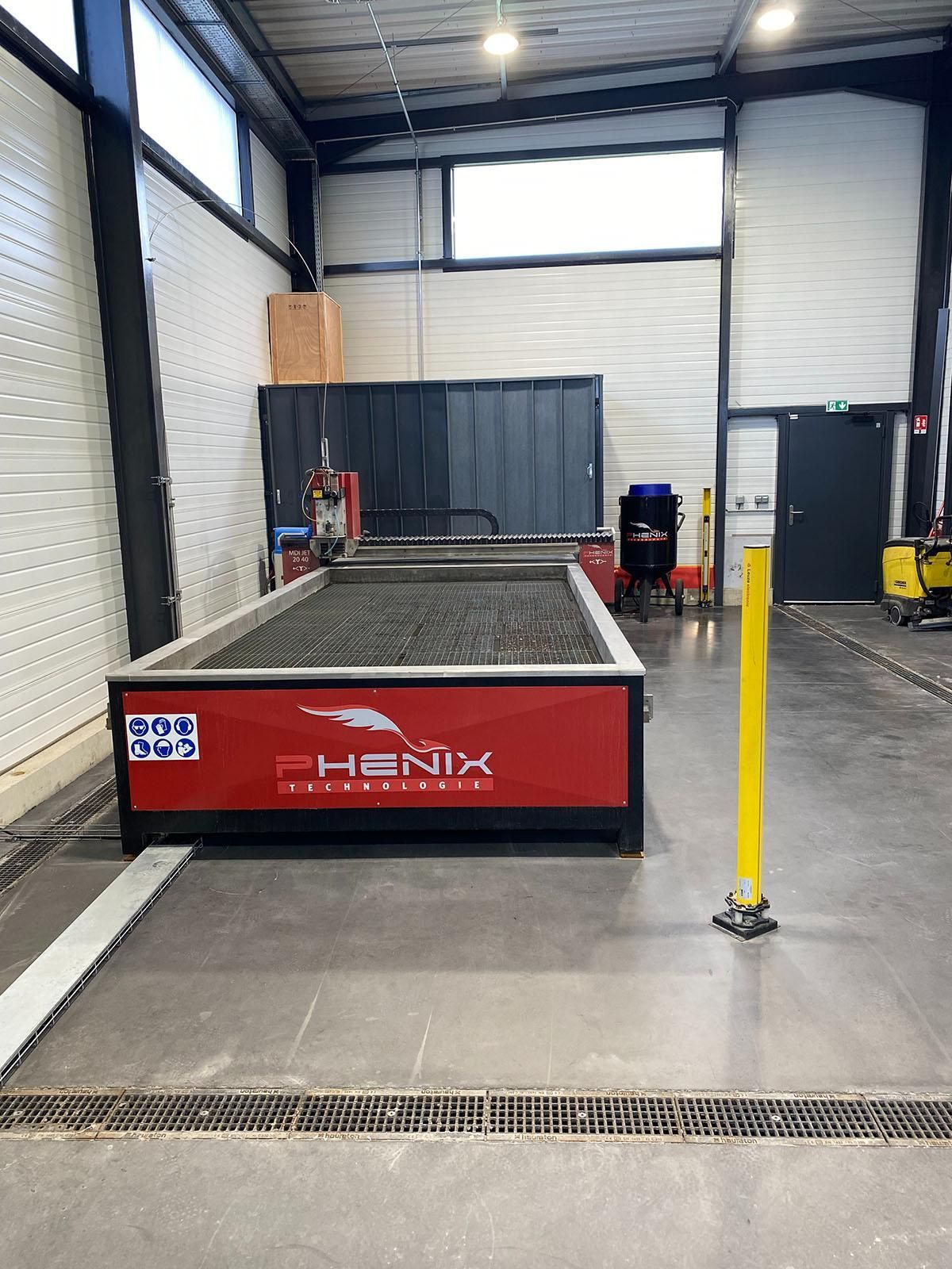 Machine de découpe au jet d'eau