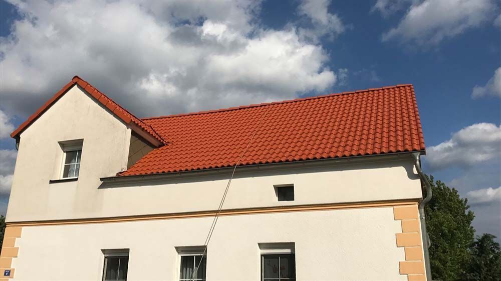 Dachbeschichtung Remscheid Beispielbild rotes Dach