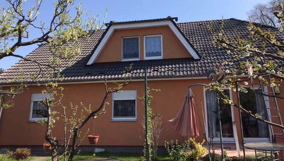 Ergebnis einer Dachreinigung in Remscheid