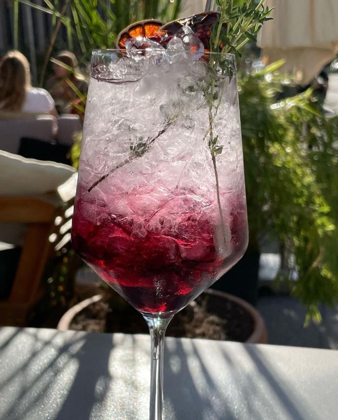 Cocktail signature de l'Arlequin Bar & Resto