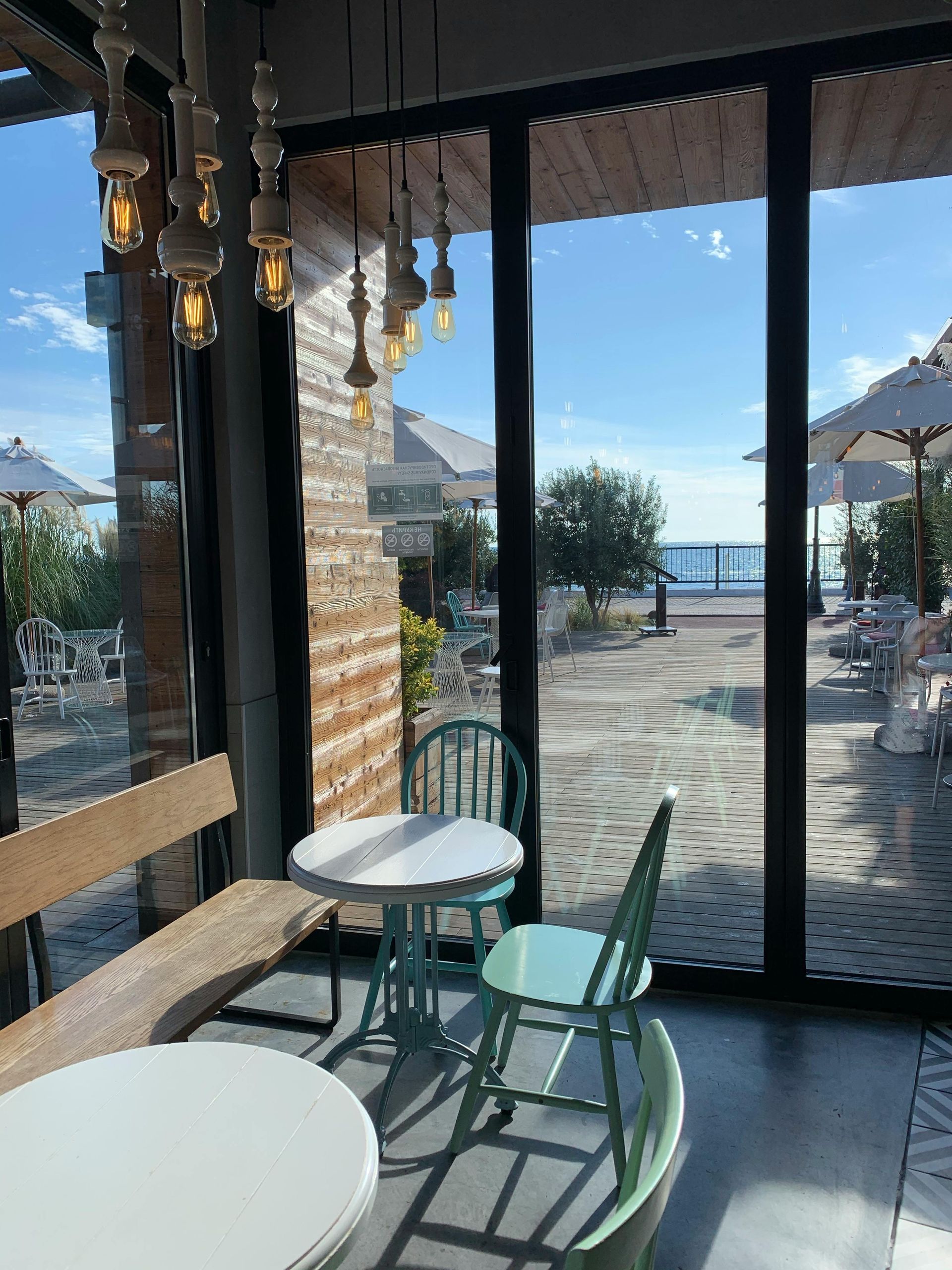 Terraza con vista al mar