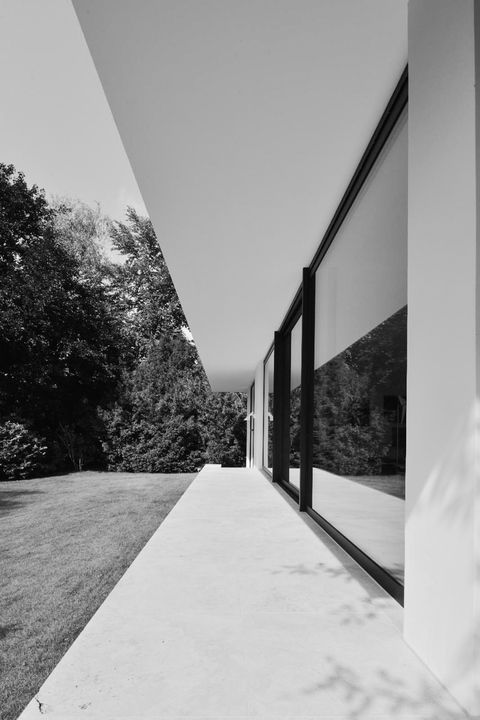 "Der elegante Entwurf besticht mit einem klaren rechtwinkligen Design, das in seinen Proportionen dem Nachbargebäude konsequent folgt."
aus der Jurybegründung