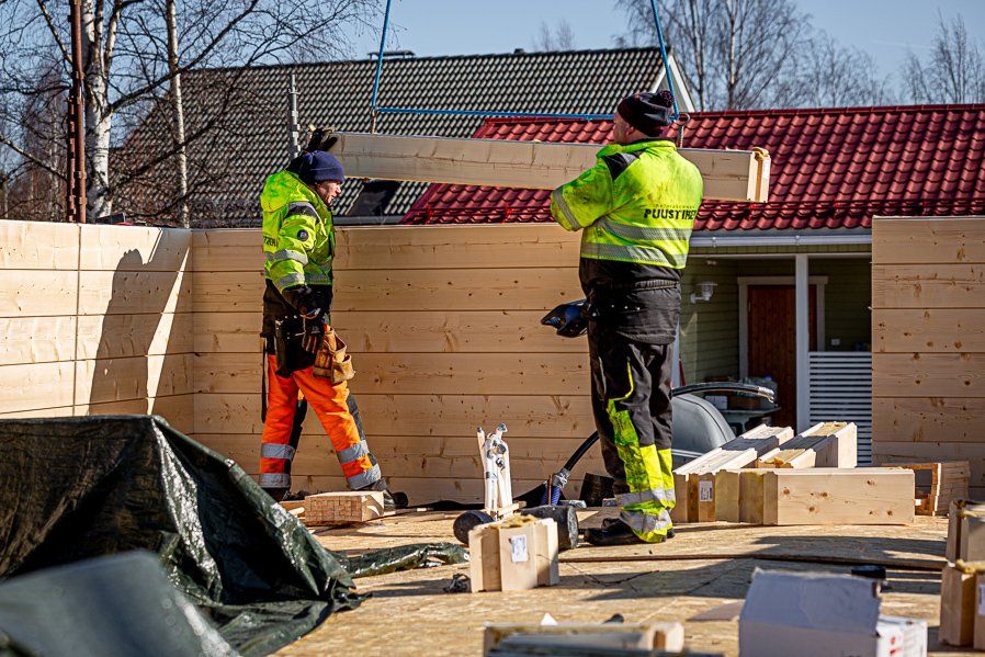 Rakentaminen - Kelorakennus Puustinen Oy