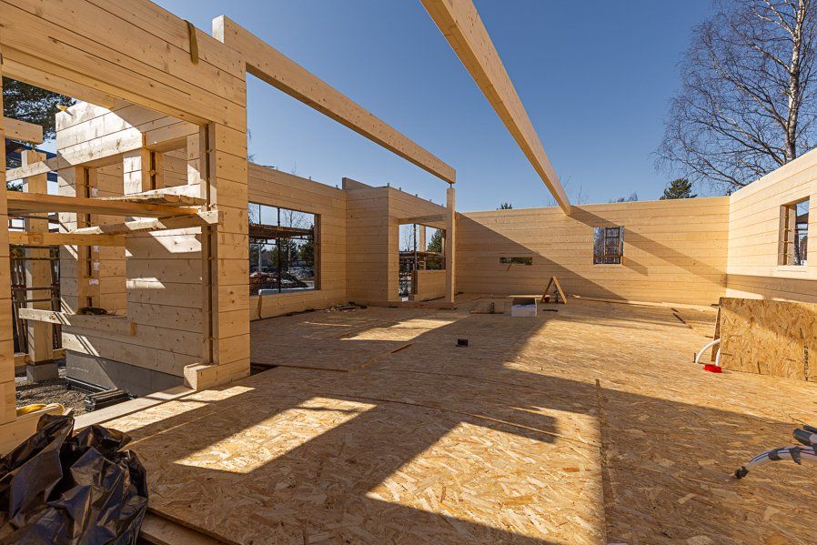 Hirsirakennukset - Kelorakennus Puustinen Oy