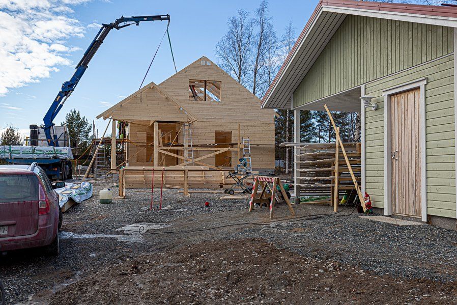 Hirsirakennukset - Kelorakennus Puustinen Oy