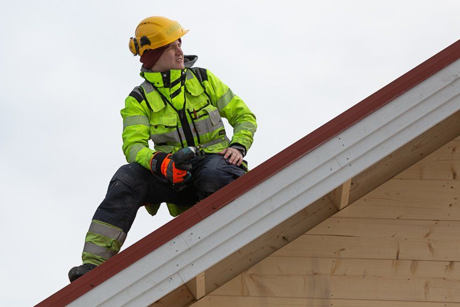 Hirsirakennukset - Kelorakennus Puustinen Oy