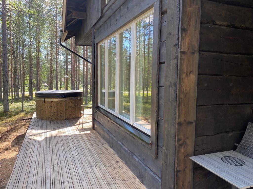 Hirsirakennukset - Kelorakennus Puustinen Oy