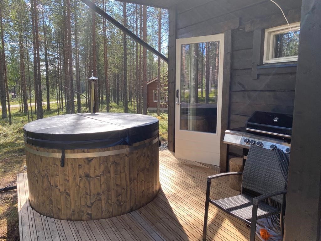 Hirsirakennukset - Kelorakennus Puustinen Oy