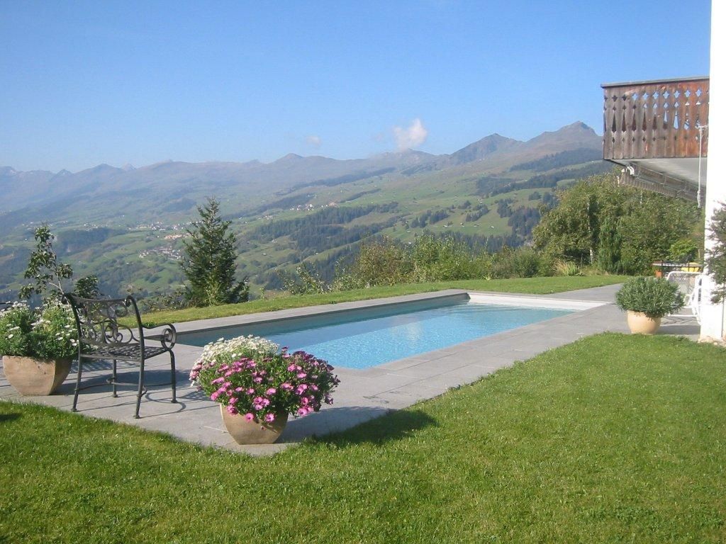 Schwimmbad Gartengestalltung