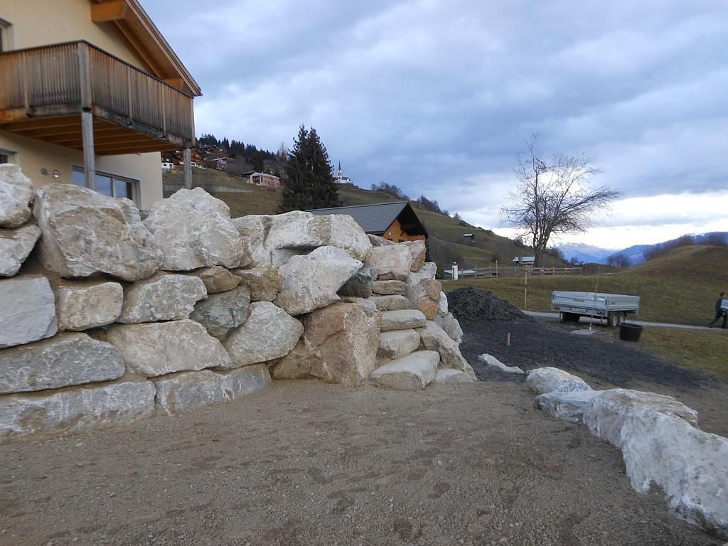 Natursteinmauer Gestaltung