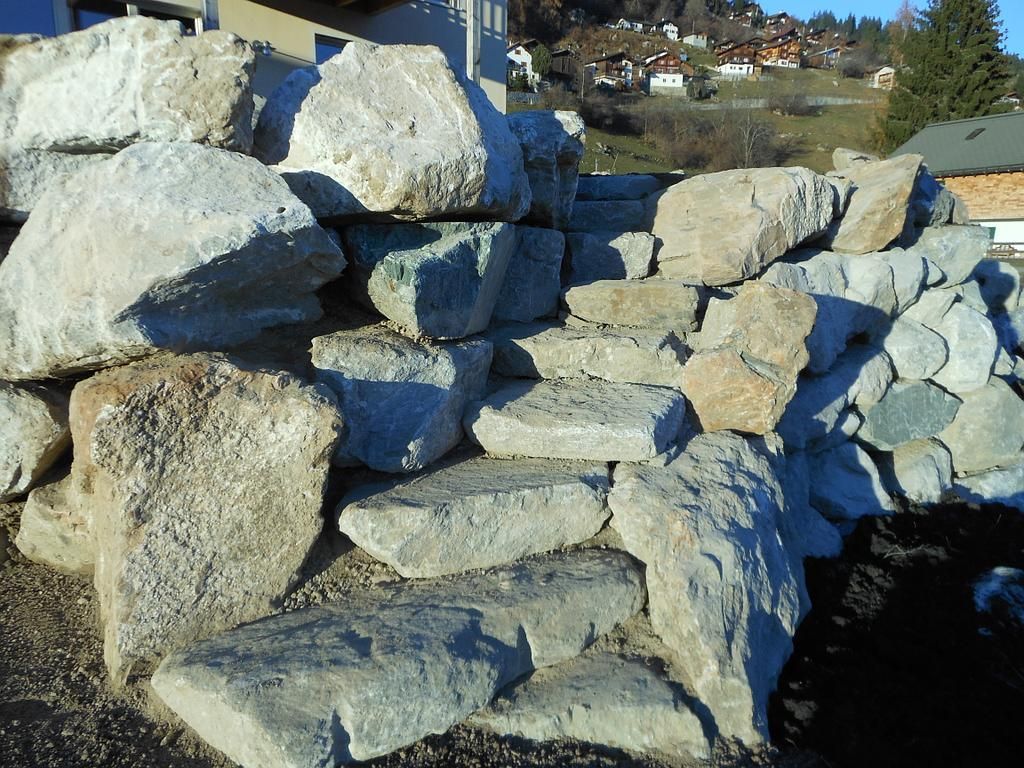 Natursteinmauer Gestaltung