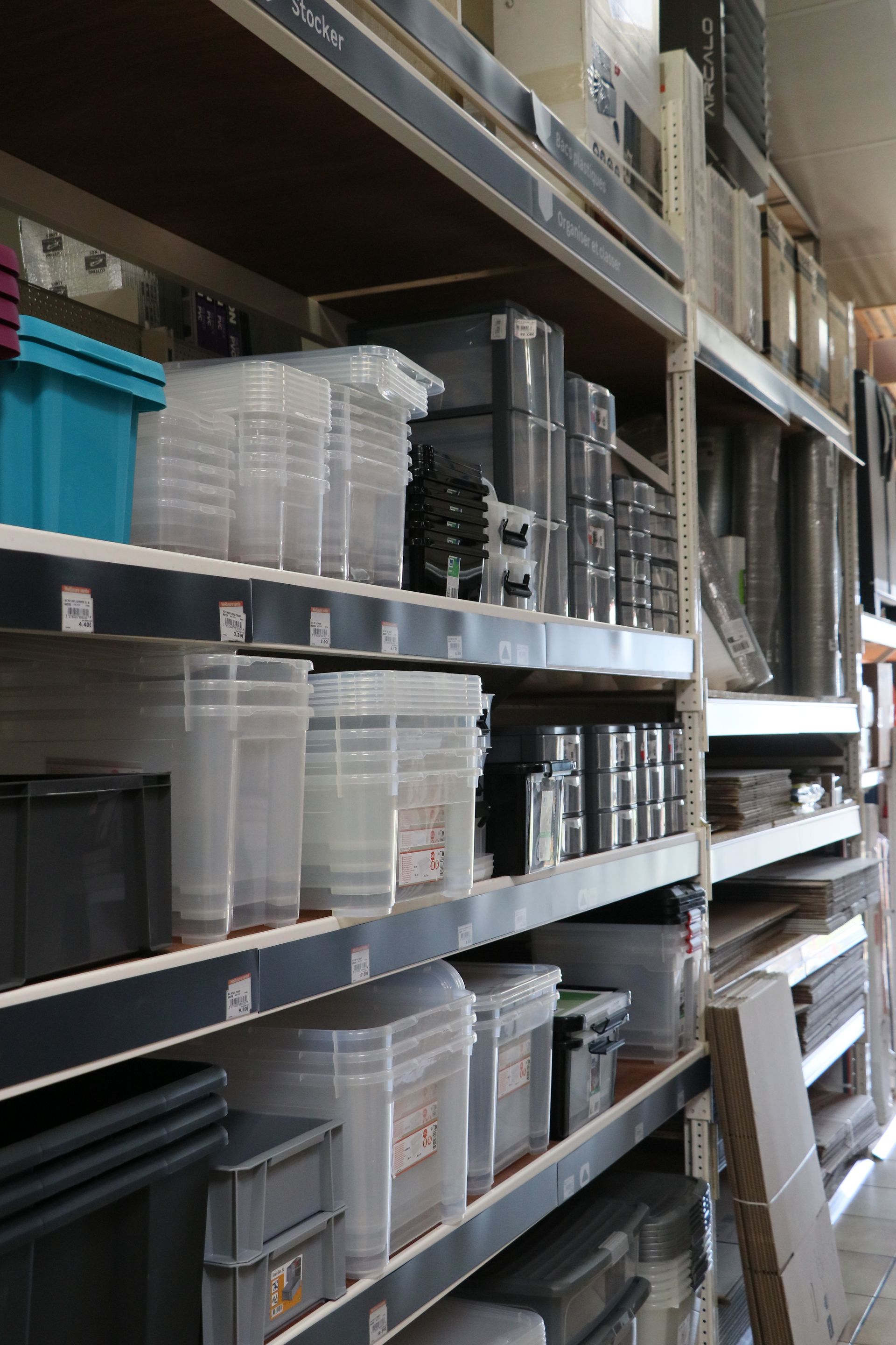 Boîtes en plastique