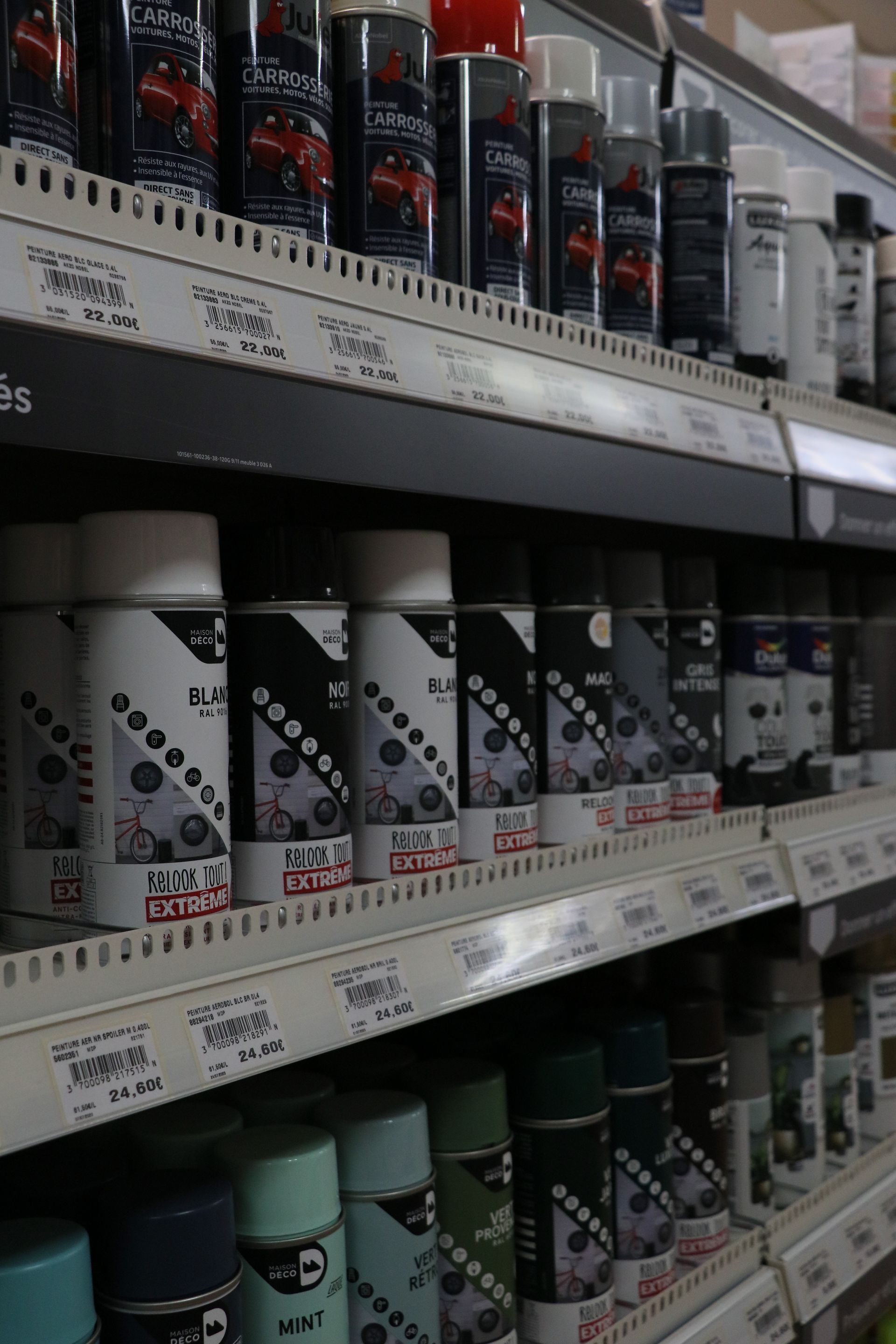 Bombe Peinture St Yrieix La Perche