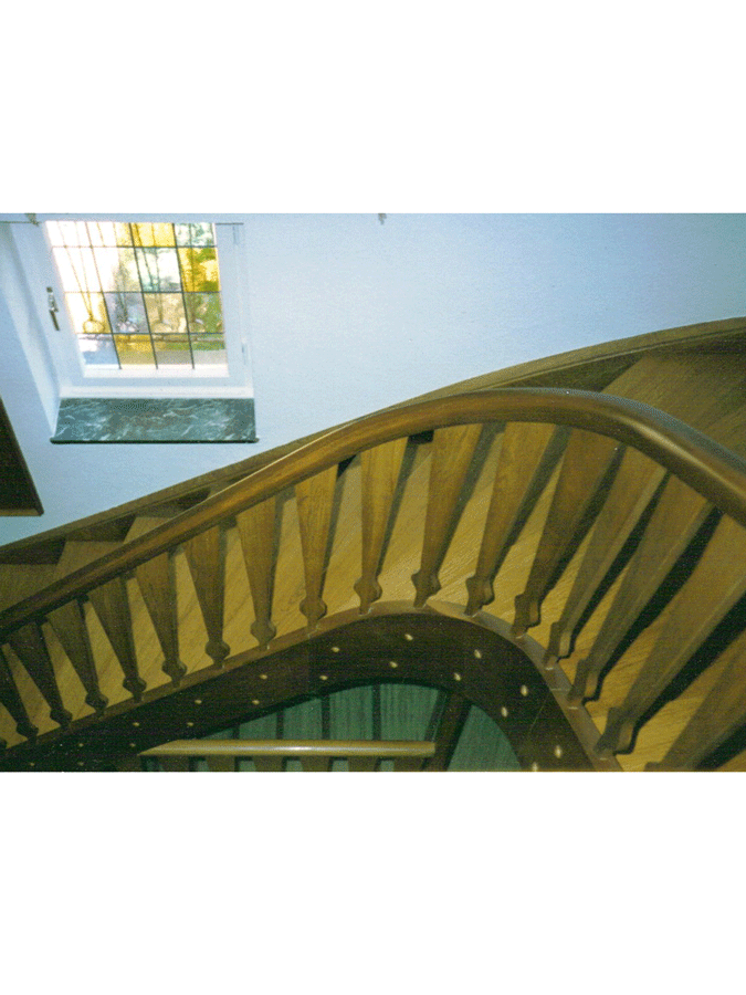 Treppen in Wangen eingestemmt mit Stoßtritten