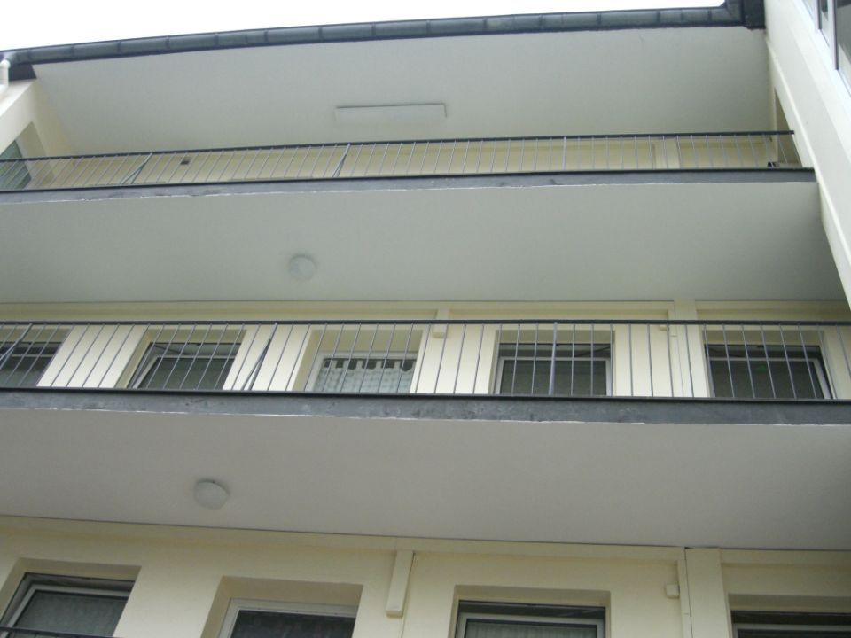 Malerbetrieb Restya Balkon ohne Flecken