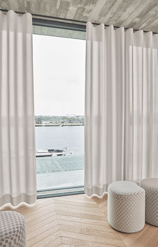 Akustische Gestaltung - Raumakustik
Hocker: Ben
Brit Philipp Wohnkultur