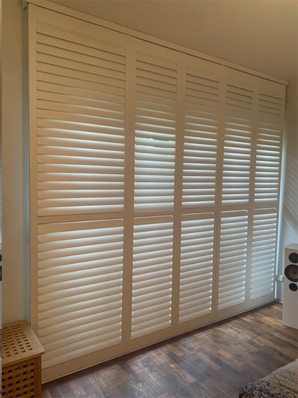 Jasno Shutters und Blinds
Shutters Faltschienensystem